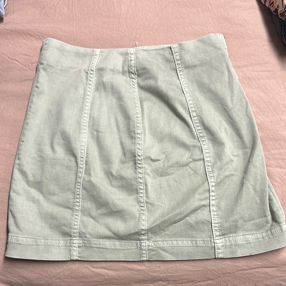 Wild Fable Green Pleated Mini Skirt - Picture 3 of 3